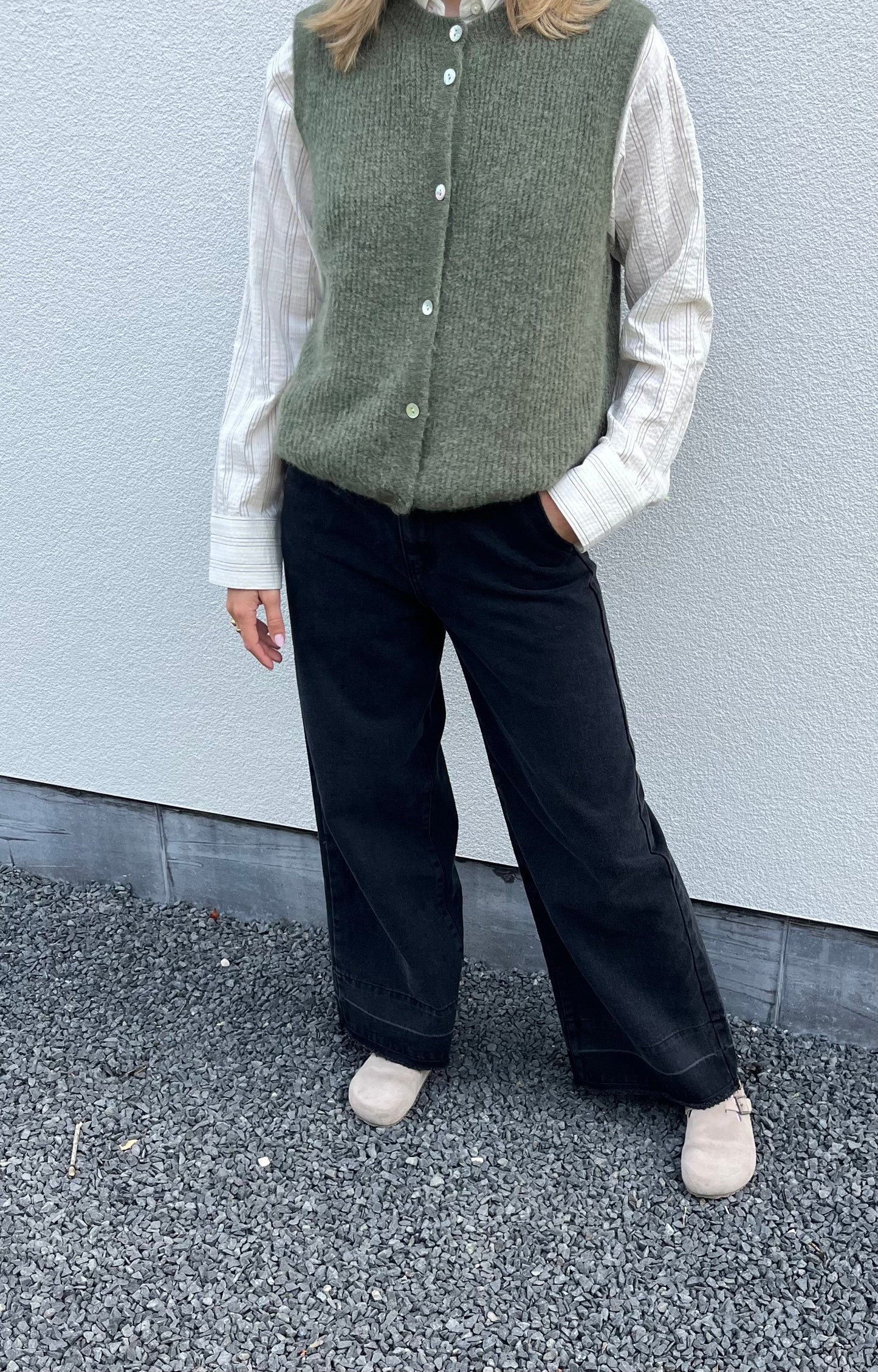 Bente black denim pants