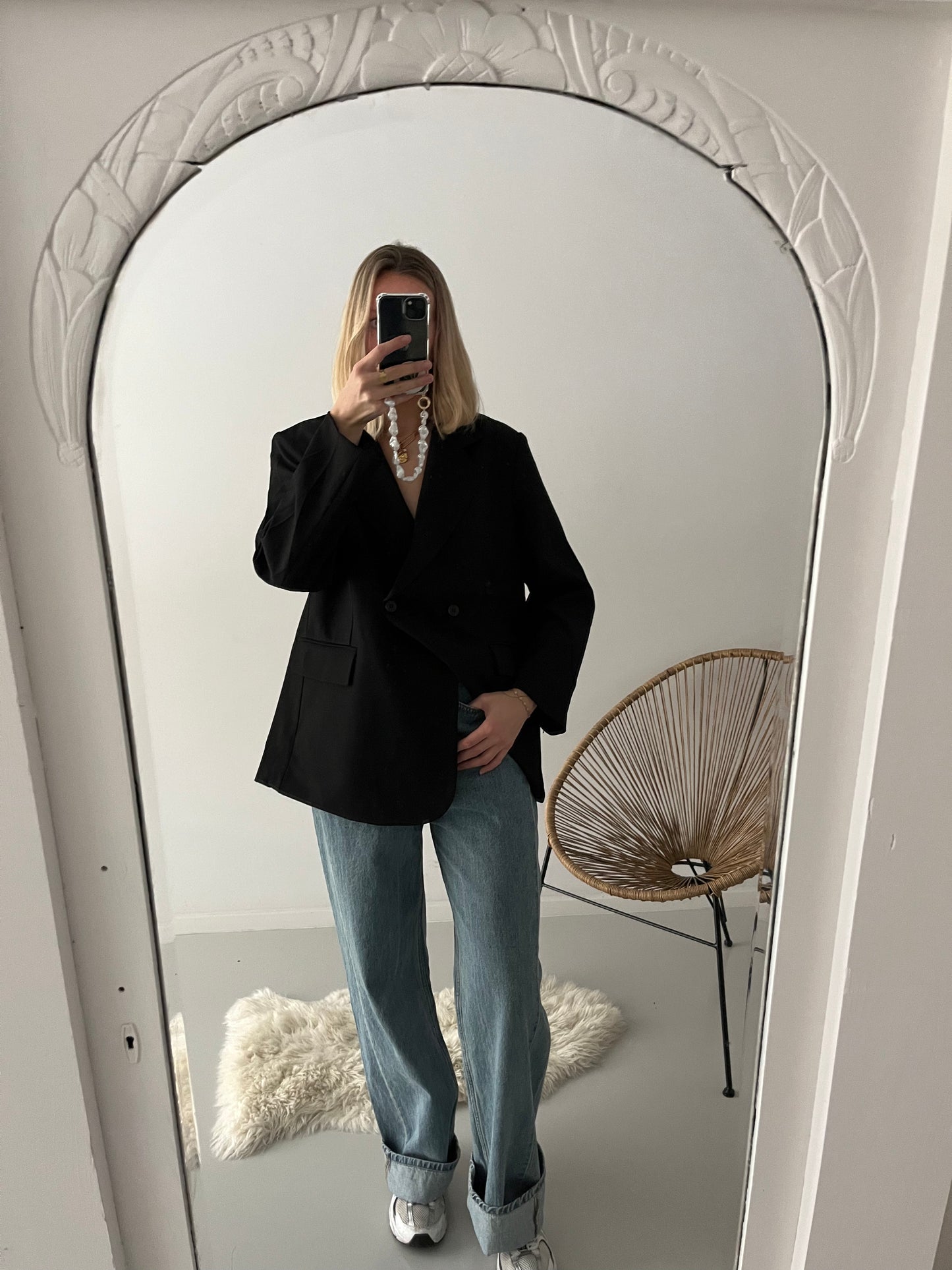 Ona oversized blazer