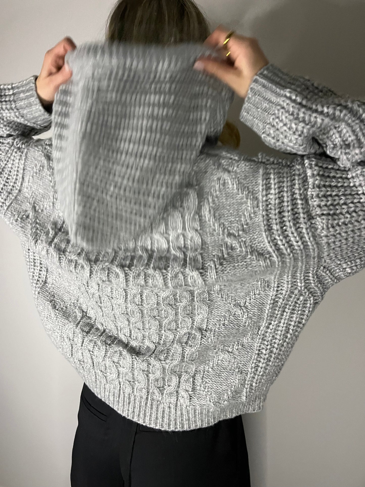 Bella hoodie knitwear