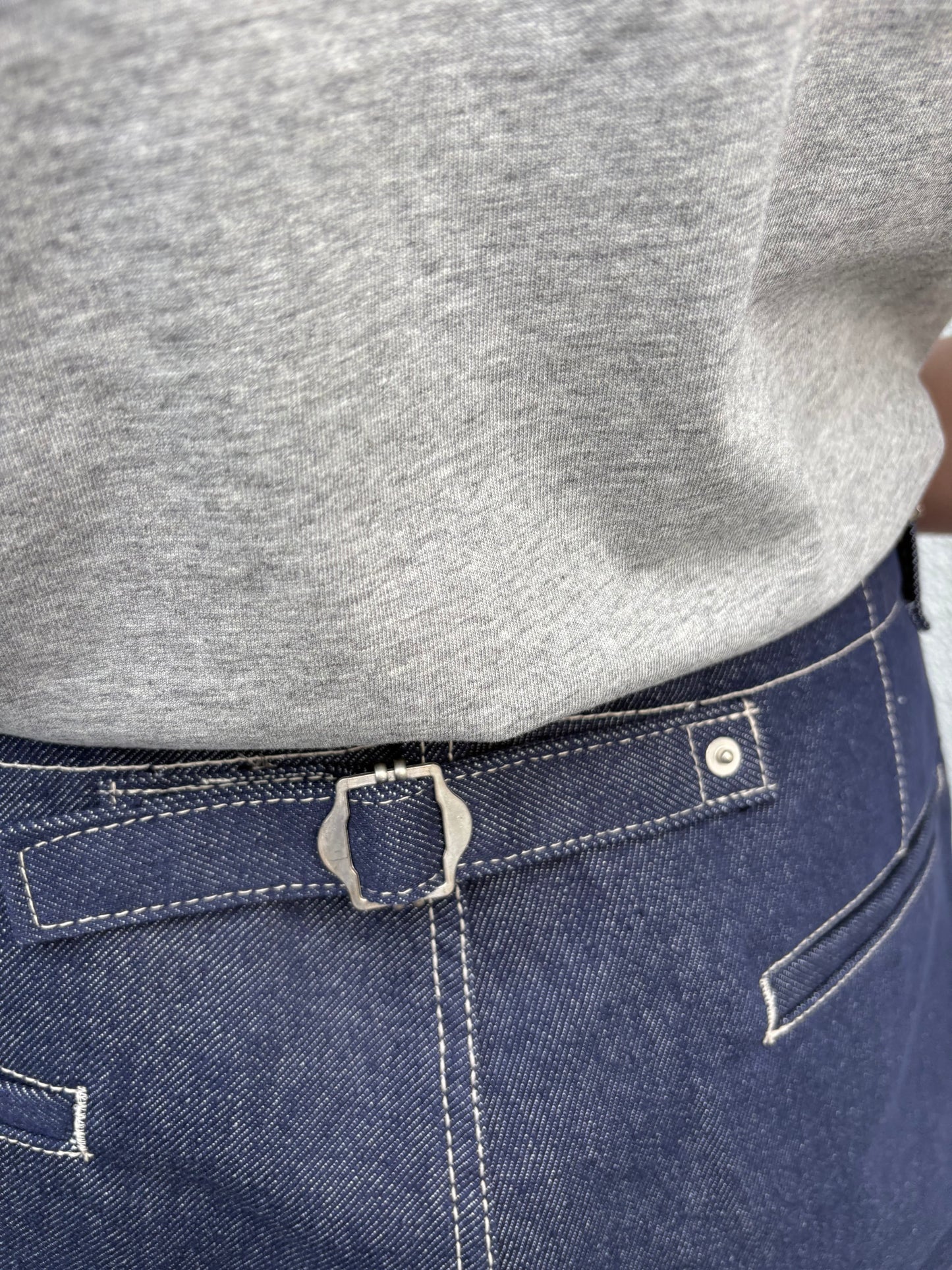 Stitched detail wide jeans